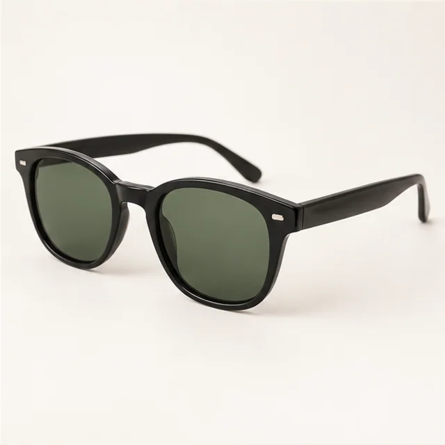 Meadow Green and Black Glasses — detail view