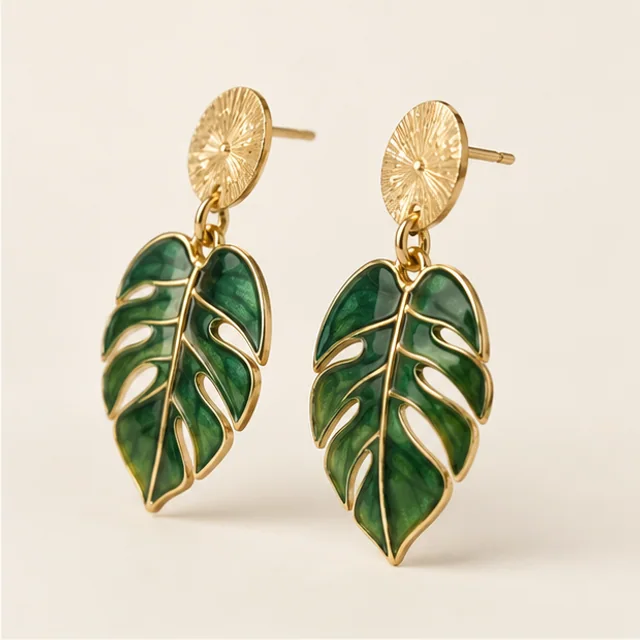 Meadow Tropical Earring — detail view
